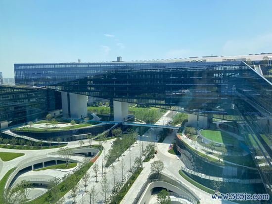 上海好意思的世界翻新园区里面建筑景不雅